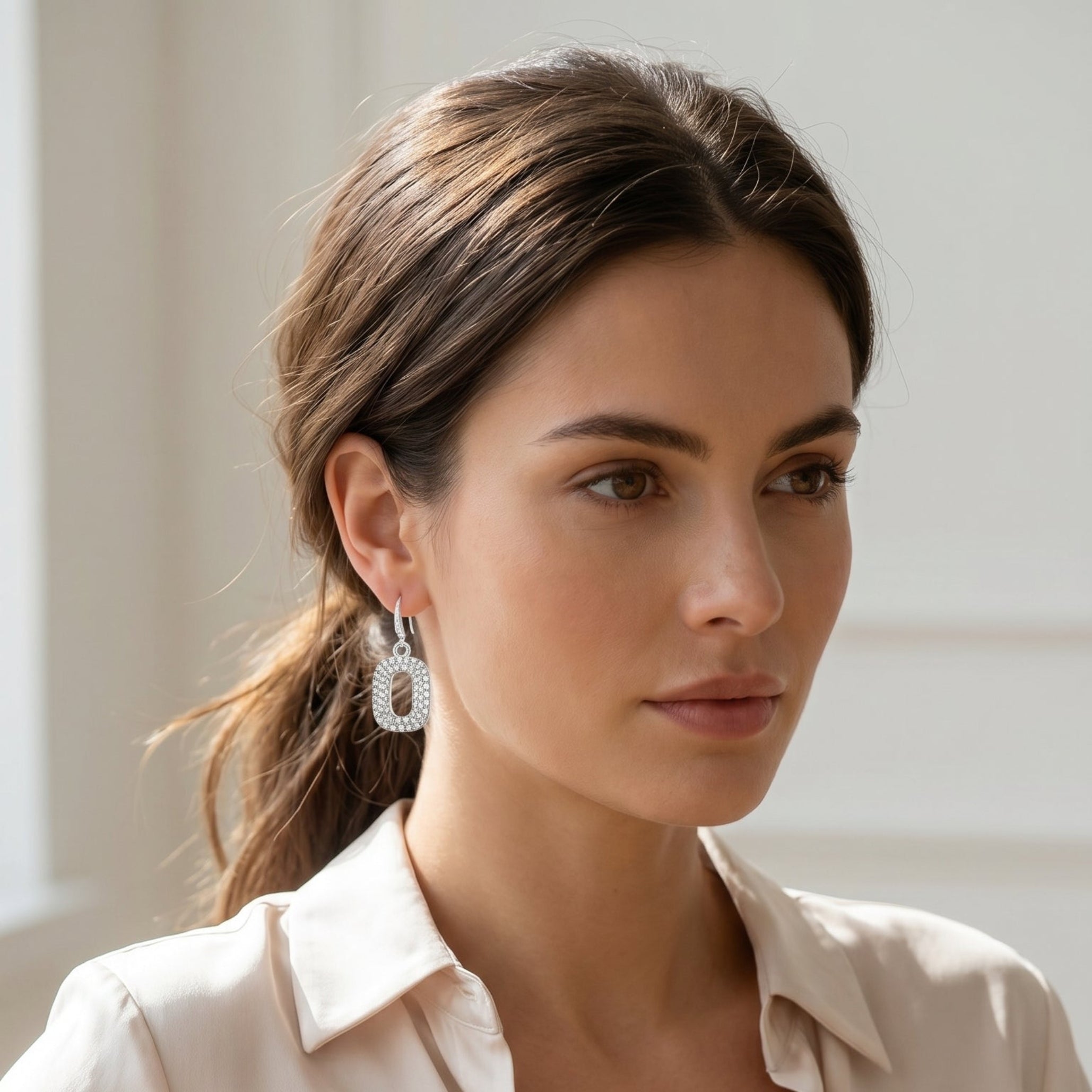 Oval drop earrings