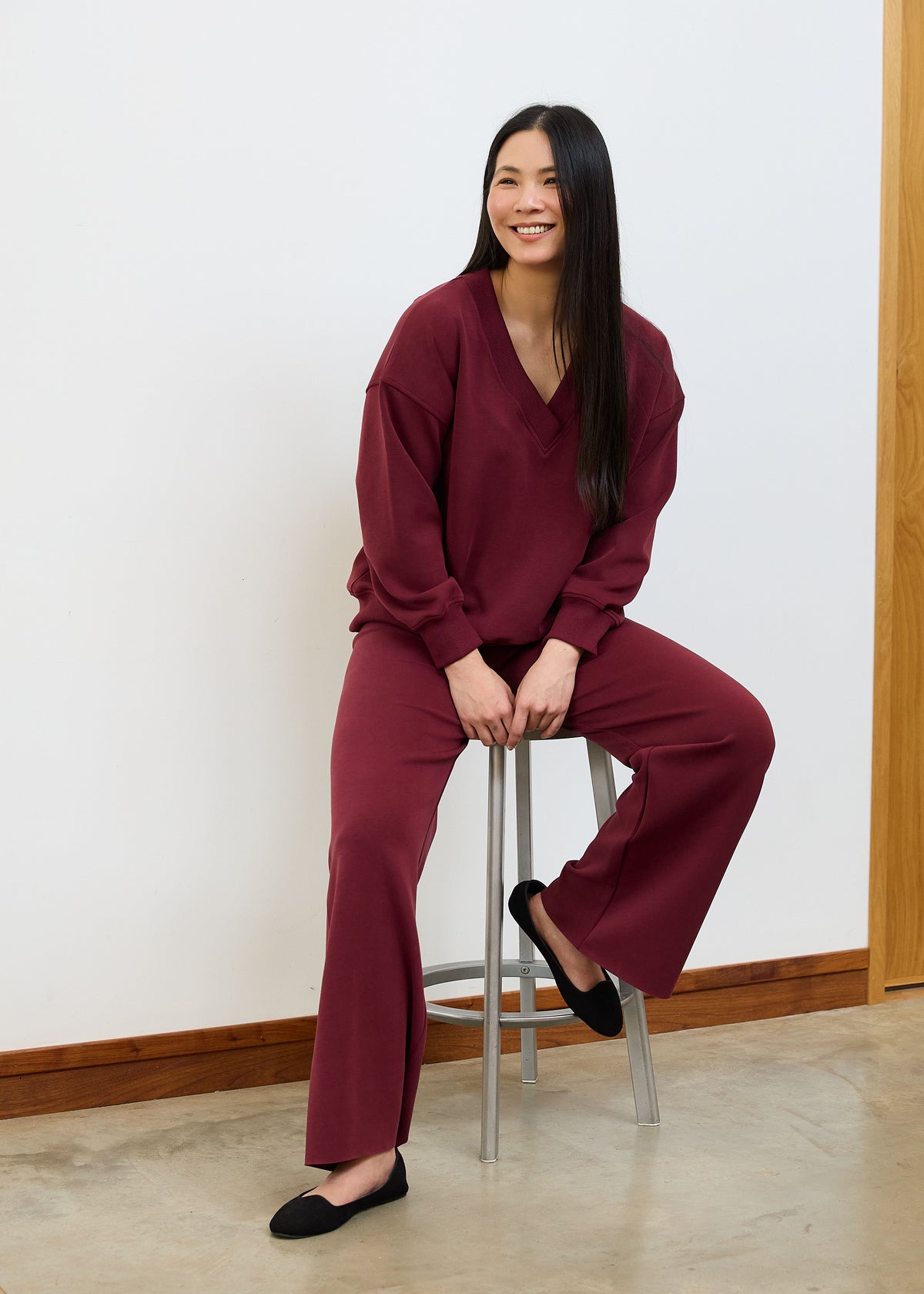 Luxe Jersey V Neck Sweatshirt in Berry