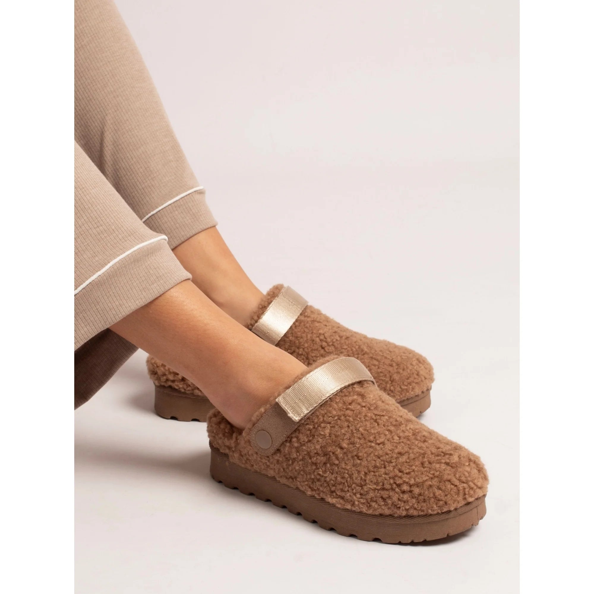 Naples Slipper