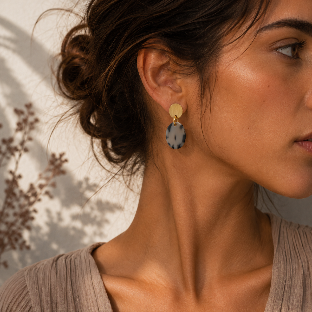 Sunny resin earrings