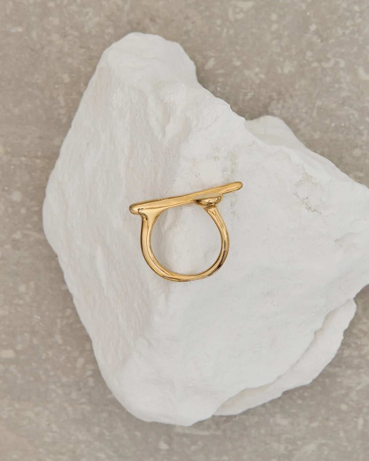 Chalk Statement Bar Ring in Gold