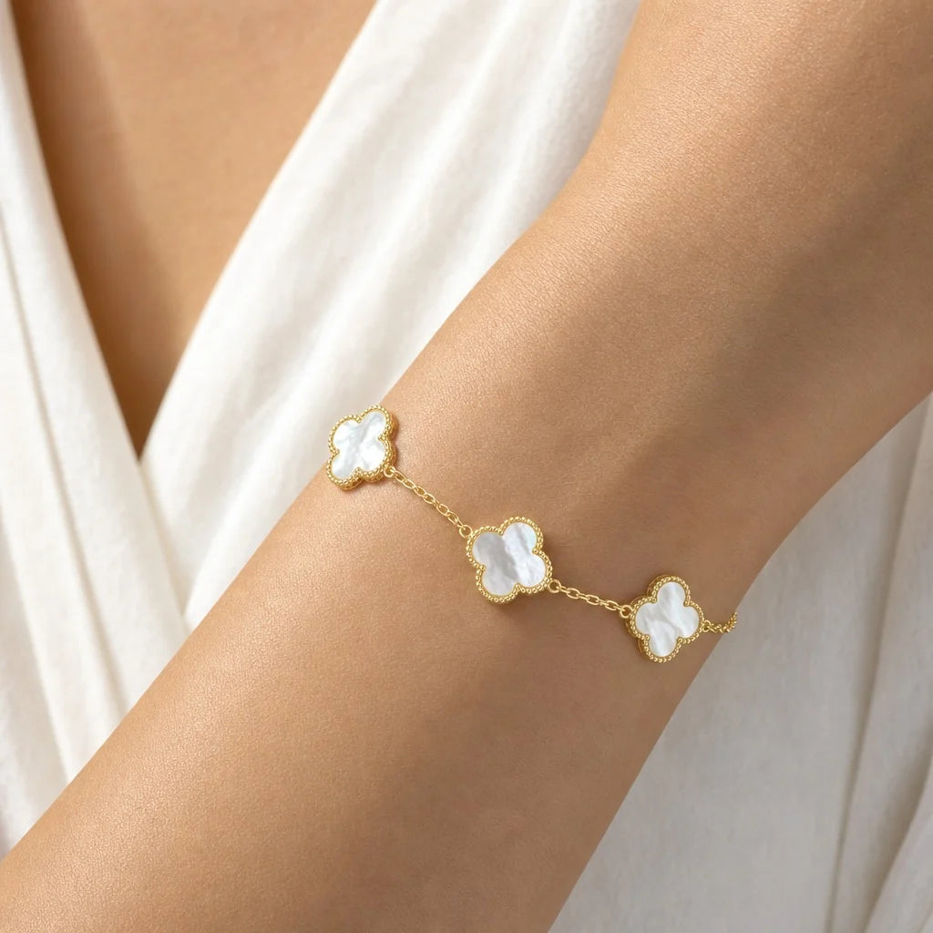 Mother Of Pearl Clover slider bracelet
