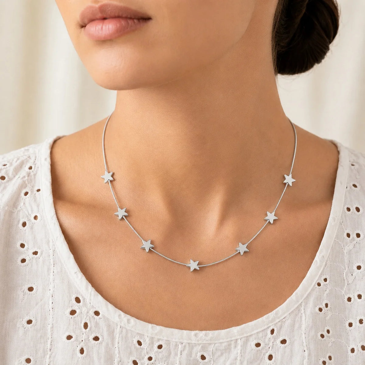 Short Snake Chain Star Necklace