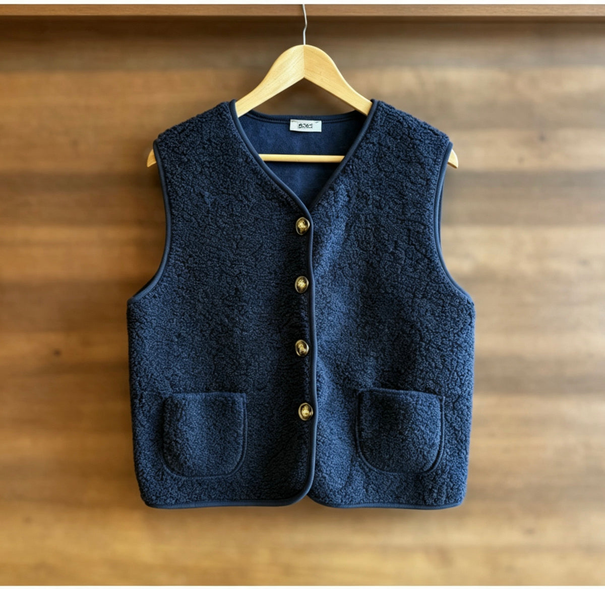 Teddy Gilet in Navy