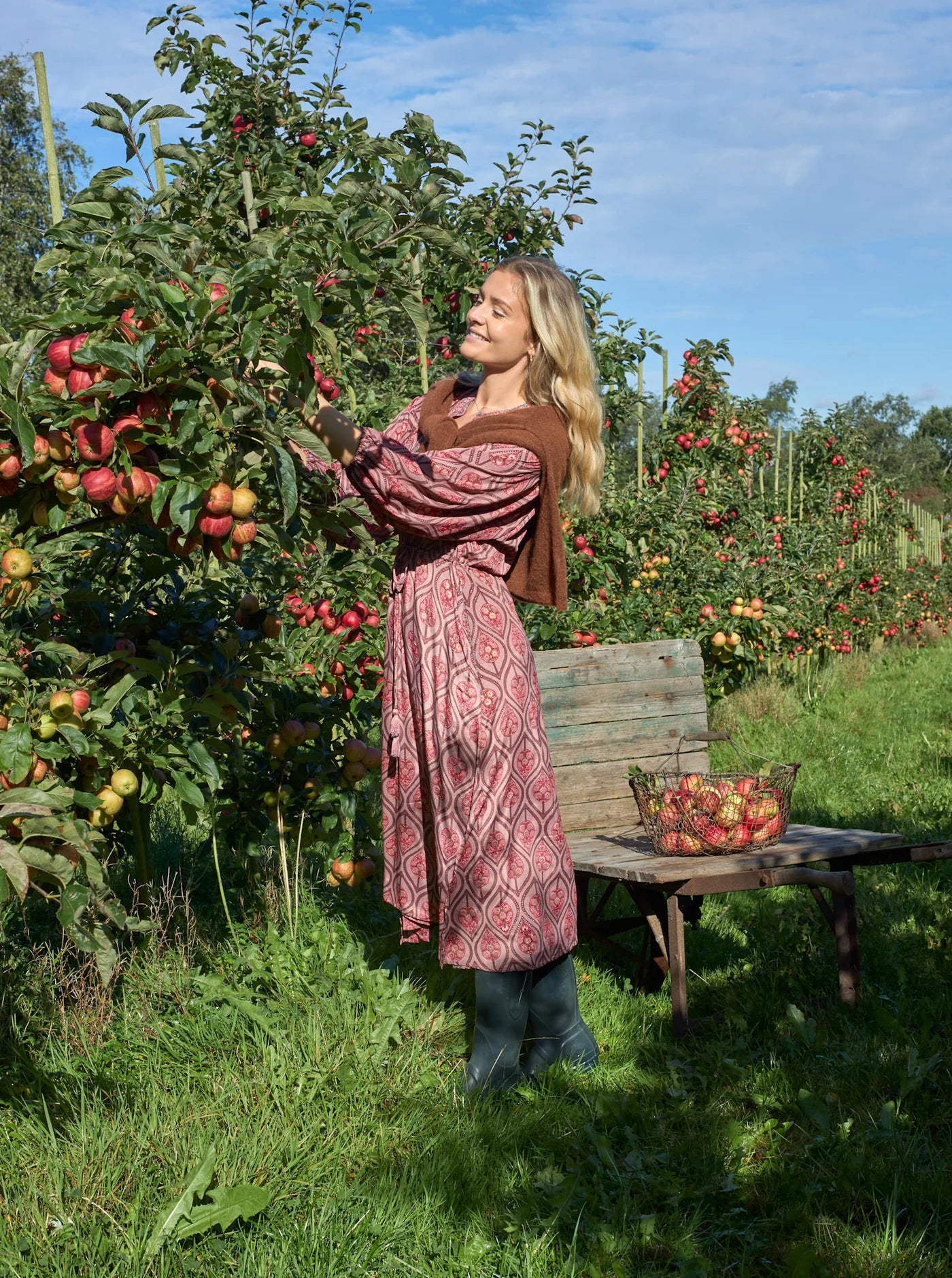 LUNA Raglan Dress