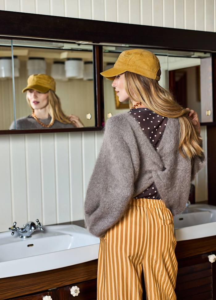 Bjoerk Cross Jumper In Taupe
